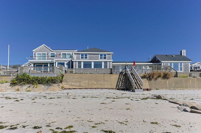 11 Atlantic Avenue, Harwich Port, MA 02646