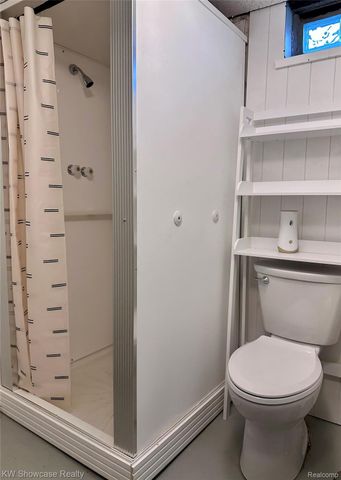 20352 Beatrice Street, Livonia, MI 48152