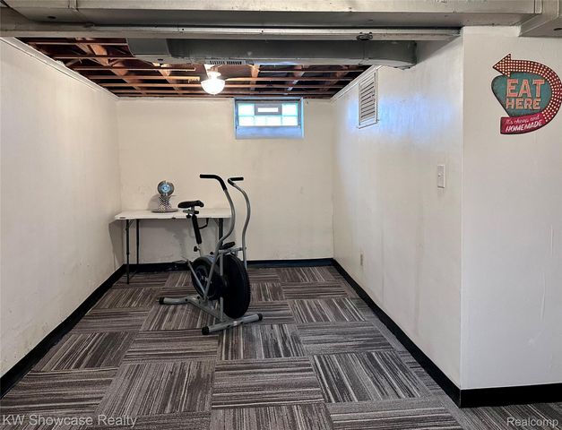 20352 Beatrice Street, Livonia, MI 48152