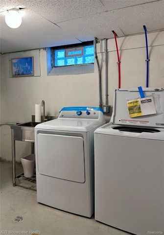 20352 Beatrice Street, Livonia, MI 48152