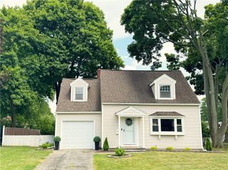 127 Newfield Drive, Greece, NY 14616