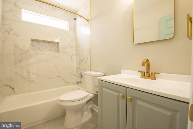 3810 N ROGERS AVE, Baltimore, MD 21207