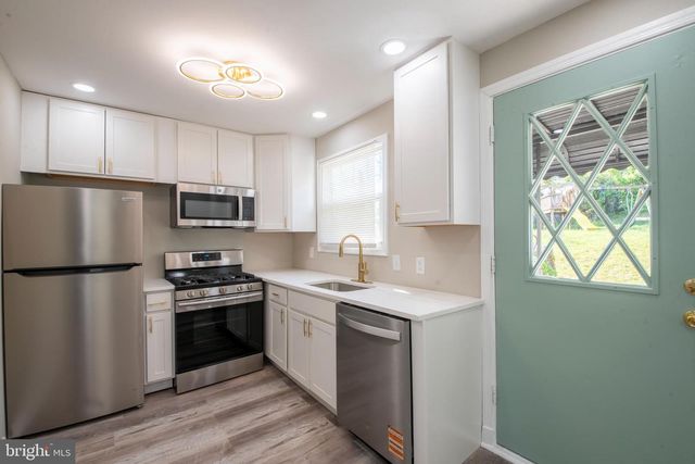 3810 N ROGERS AVE, Baltimore, MD 21207