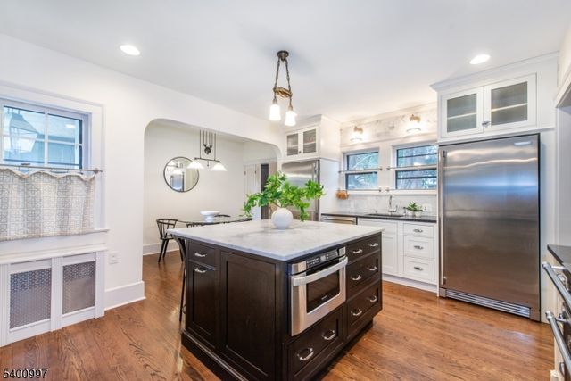 158 S Mountain Ave, Montclair Twp., NJ 07042