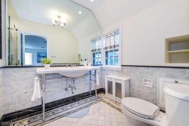 158 S Mountain Ave, Montclair Twp., NJ 07042