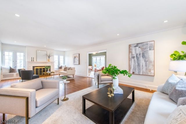 158 S Mountain Ave, Montclair Twp., NJ 07042