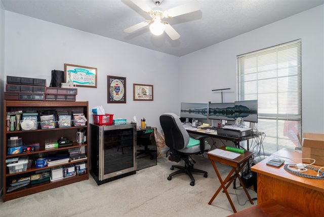 2306 Heather Street, Highlands, TX 77562