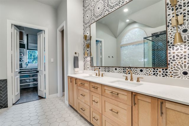 8005 Rosemont Drive, Plano, TX 75025