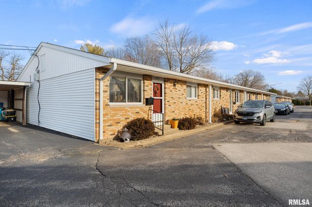 420 Brentwood Rd Unit 201, Morton, IL 61550