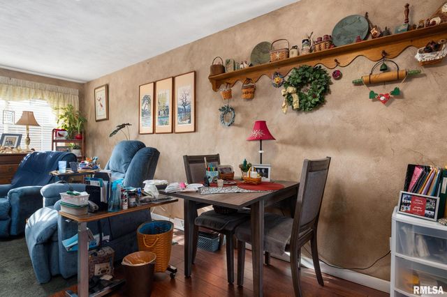 420 Brentwood Rd Unit 201, Morton, IL 61550