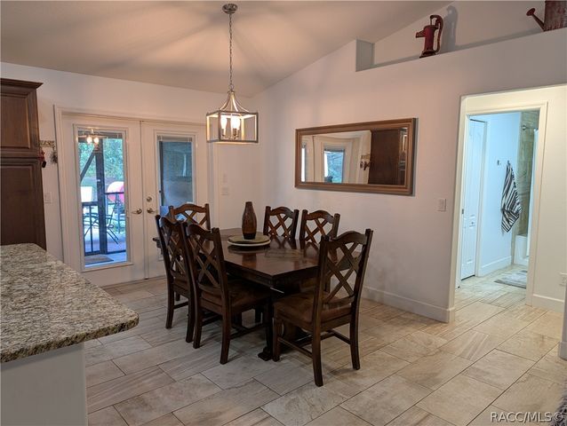 9711 S Berkshire Avenue, Inverness, FL 34452