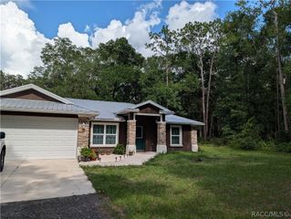 9711 S Berkshire Avenue, Inverness, FL 34452