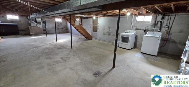 315 Long Lane Road, Lehigh Twp, PA 18088