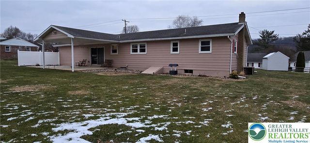 315 Long Lane Road, Lehigh Twp, PA 18088