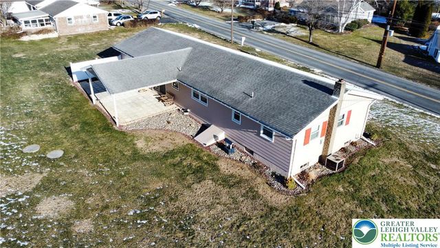 315 Long Lane Road, Lehigh Twp, PA 18088