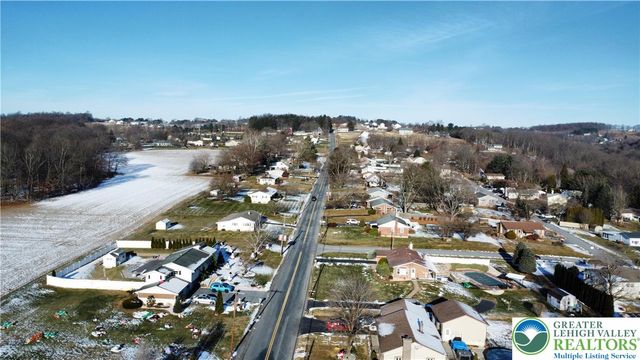 315 Long Lane Road, Lehigh Twp, PA 18088