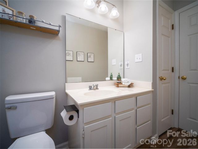 2039 Union Road E, Gastonia, NC 28054