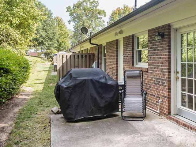 2039 Union Road E, Gastonia, NC 28054