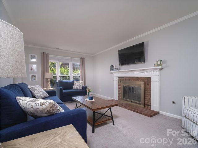 2039 Union Road E, Gastonia, NC 28054