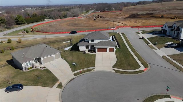 13226 Switchgrass Court, Kearney, MO 64060