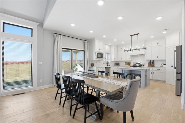 13226 Switchgrass Court, Kearney, MO 64060