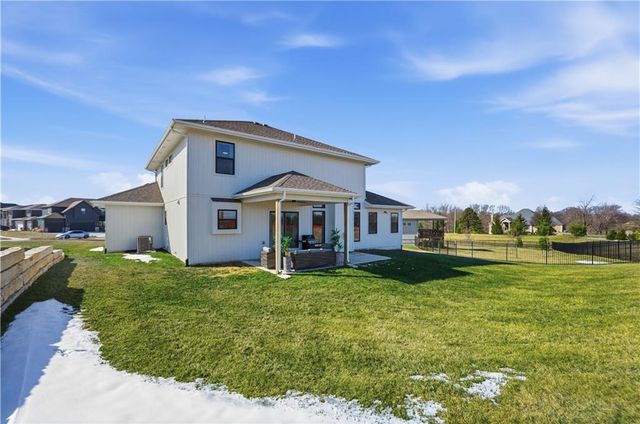 13226 Switchgrass Court, Kearney, MO 64060