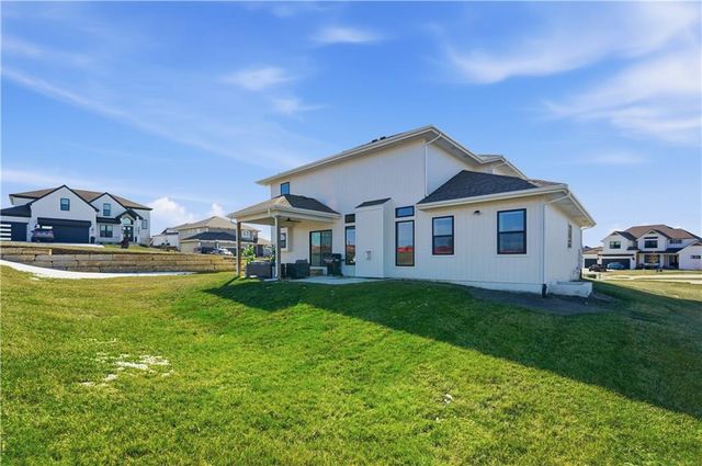 13226 Switchgrass Court, Kearney, MO 64060