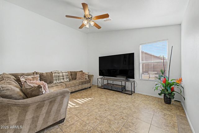8552 W MEADOWBROOK Avenue, Phoenix, AZ 85037