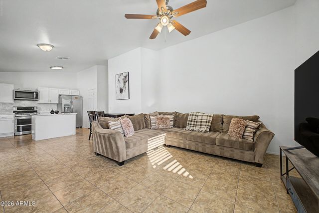 8552 W MEADOWBROOK Avenue, Phoenix, AZ 85037