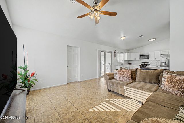 8552 W MEADOWBROOK Avenue, Phoenix, AZ 85037