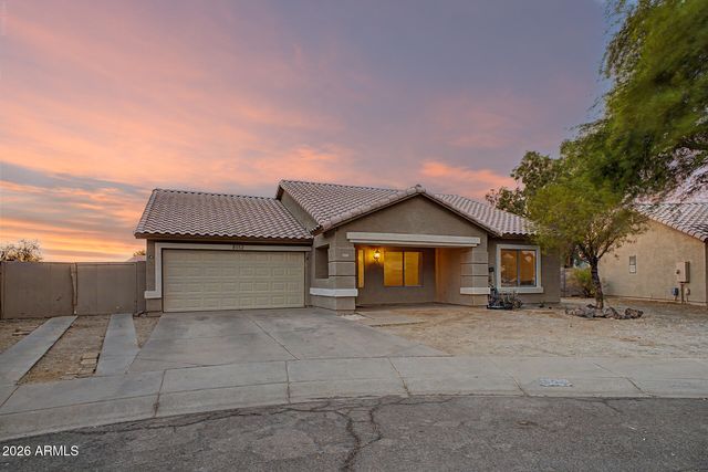 8552 W MEADOWBROOK Avenue, Phoenix, AZ 85037