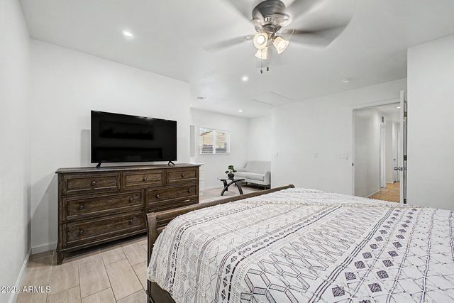 8552 W MEADOWBROOK Avenue, Phoenix, AZ 85037