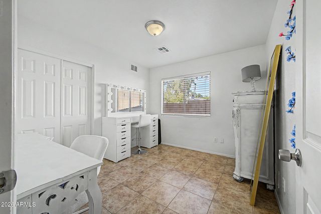 8552 W MEADOWBROOK Avenue, Phoenix, AZ 85037