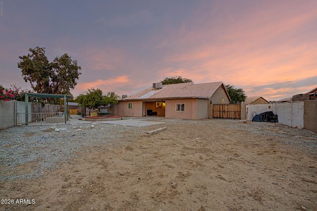 8552 W MEADOWBROOK Avenue, Phoenix, AZ 85037
