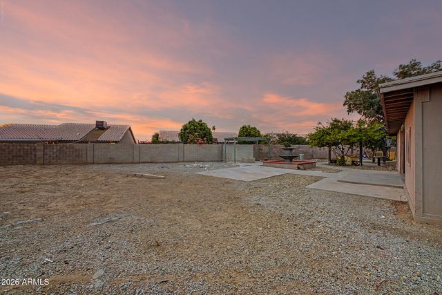 8552 W MEADOWBROOK Avenue, Phoenix, AZ 85037