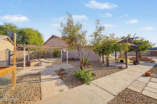 8552 W MEADOWBROOK Avenue, Phoenix, AZ 85037