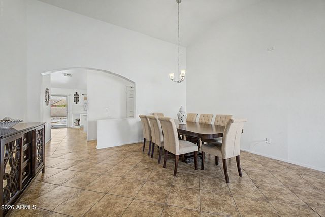 8552 W MEADOWBROOK Avenue, Phoenix, AZ 85037