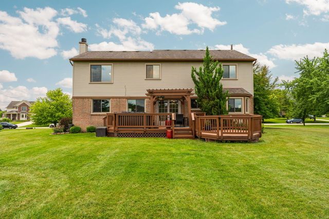 9128 Meadow View Lane, York Twp, MI 48176