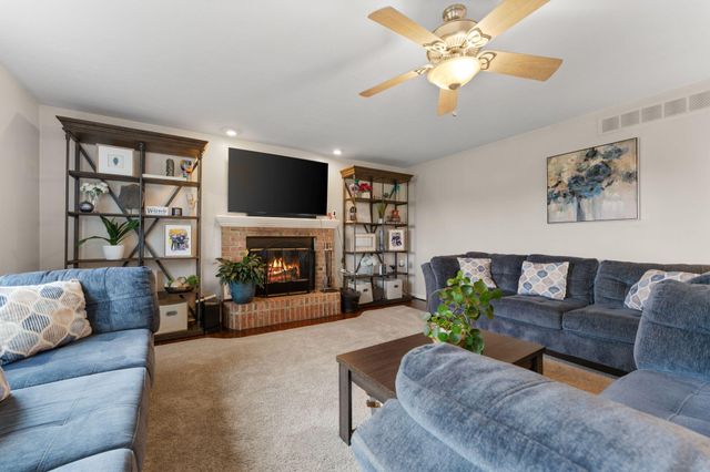 9128 Meadow View Lane, York Twp, MI 48176