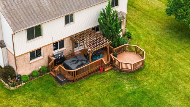 9128 Meadow View Lane, York Twp, MI 48176