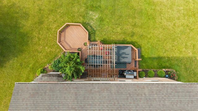 9128 Meadow View Lane, York Twp, MI 48176