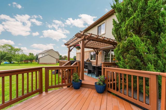 9128 Meadow View Lane, York Twp, MI 48176