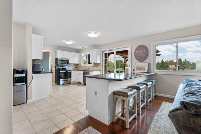 9128 Meadow View Lane, York Twp, MI 48176