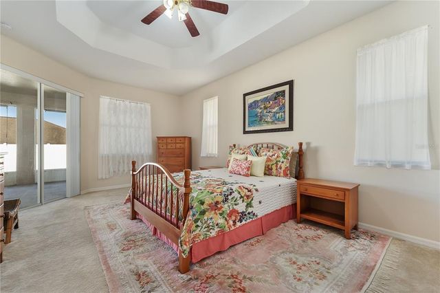 36300 GRAND ISLAND OAKS CIRCLE, Grand Island, FL 32735