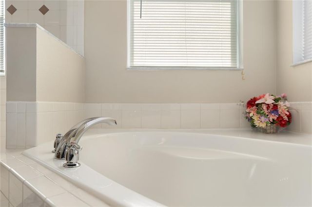 36300 GRAND ISLAND OAKS CIRCLE, Grand Island, FL 32735