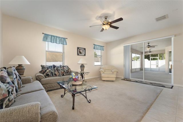 36300 GRAND ISLAND OAKS CIRCLE, Grand Island, FL 32735