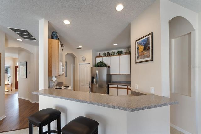 36300 GRAND ISLAND OAKS CIRCLE, Grand Island, FL 32735