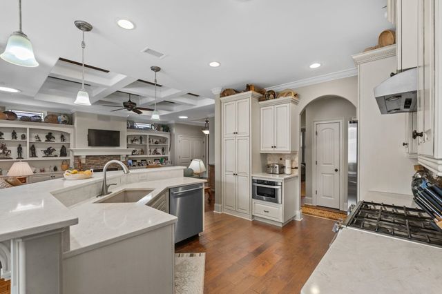 4228 Ravenwood Dr., Little River, SC 29566