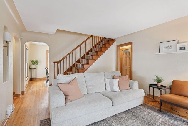 2031 Hampshire Avenue S, Saint Louis Park, MN 55426