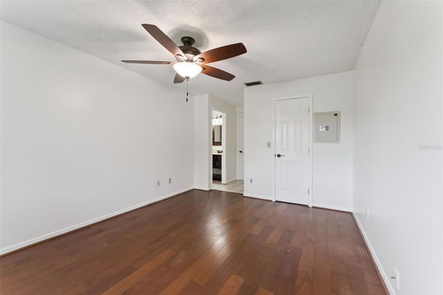 2142 KENDALL COURT, Deltona, FL 32738